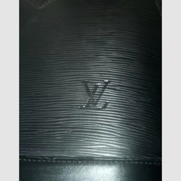 Louis Vuitton Alma Bag Medium Hobo Shoulder Bag - Picture 2 of 4